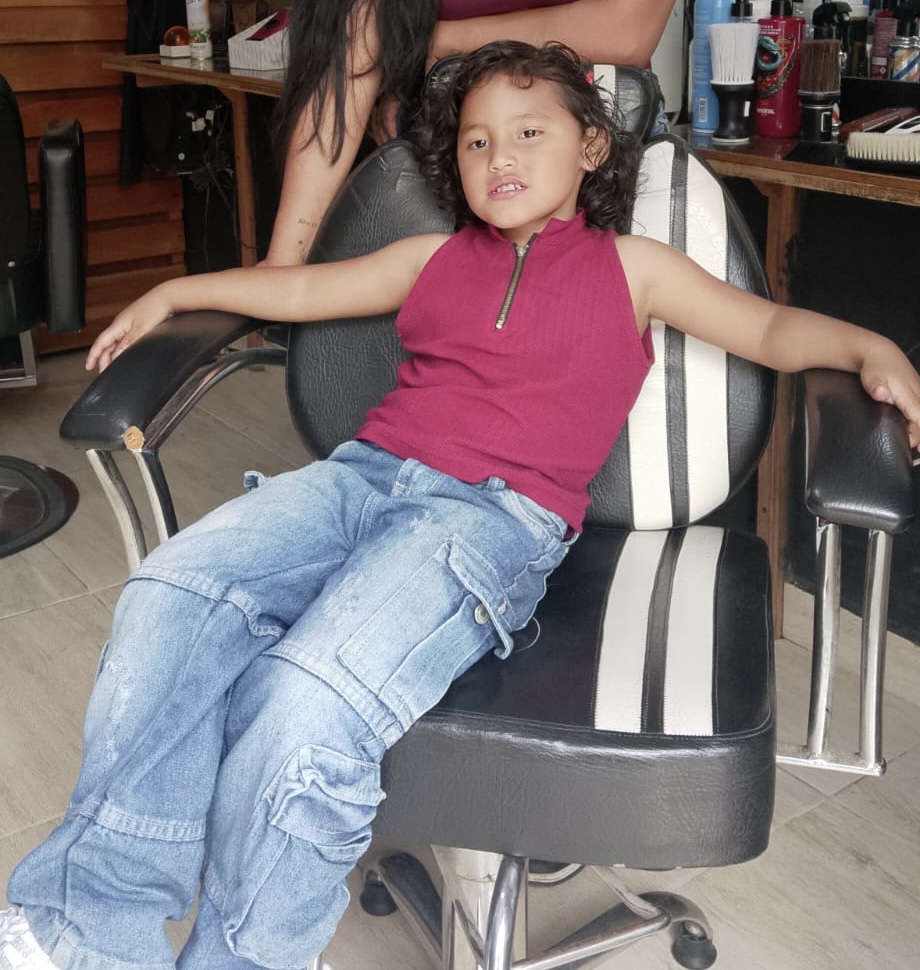 Apadrinar Ashley - Image 2